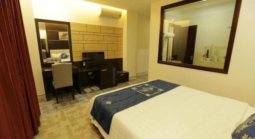 Tuong Minh Hotel Dong Hoi Exterior photo